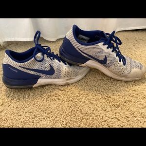 Nike fly wire men’s 7.5